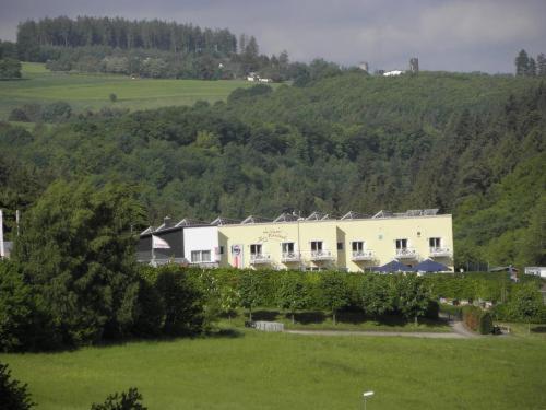 Zur Morschbach Hotel Altlay Exterior photo